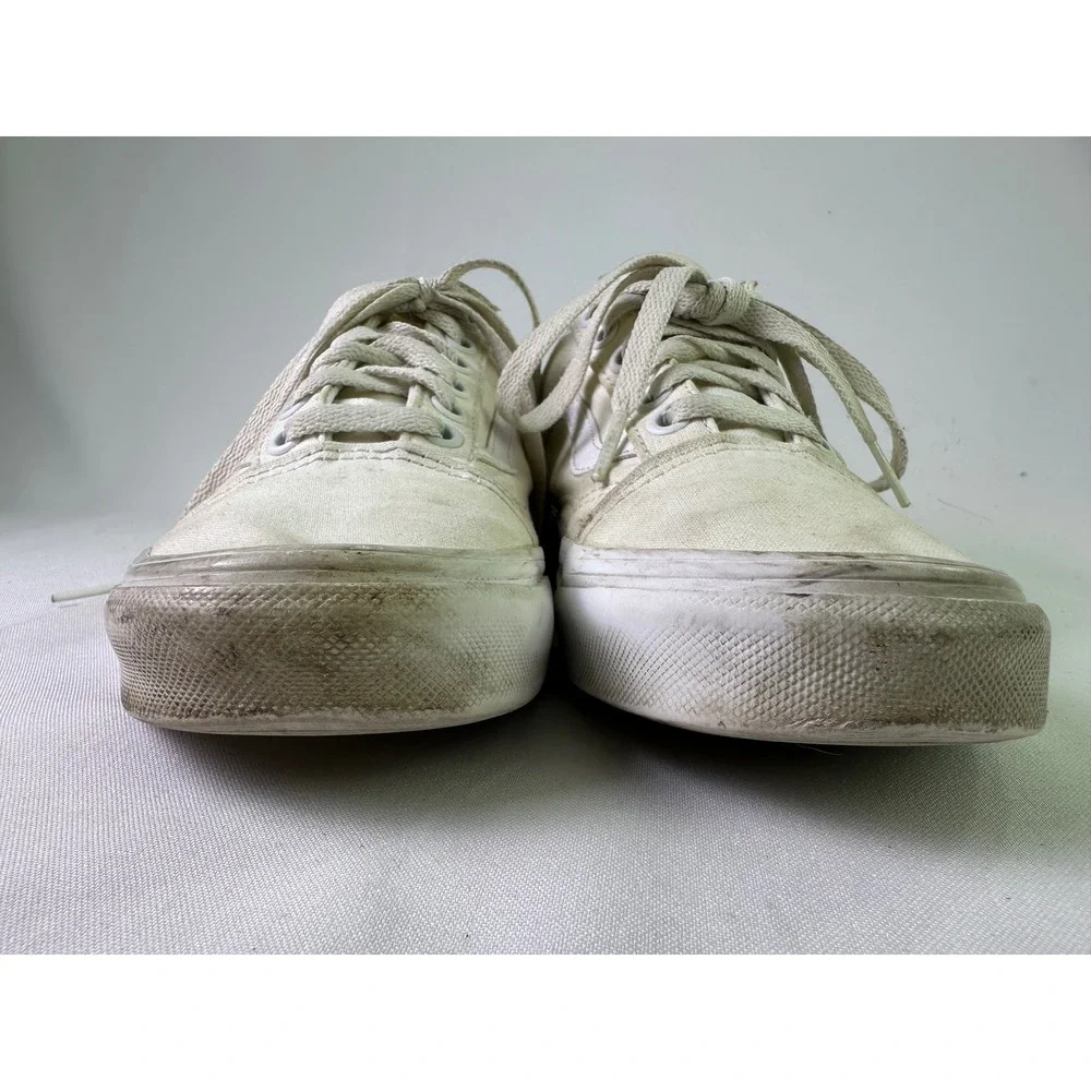 Vans Old Skool True White Canvas Skate Shoes Women's Size 6 Men Size 4.5 Low Top
